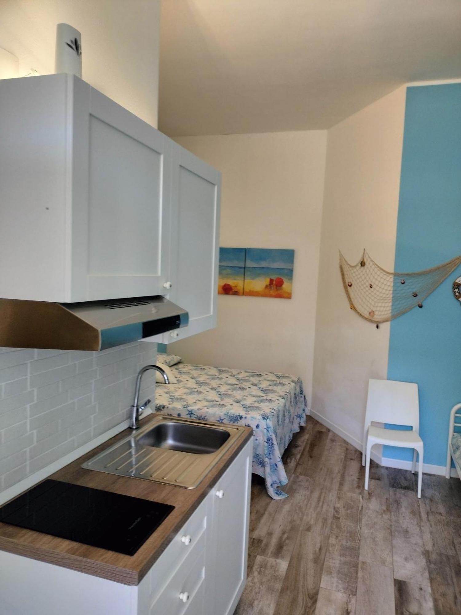 Casa Levante A 75 Mt Dalla Spiaggia Monopoli Exterior photo
